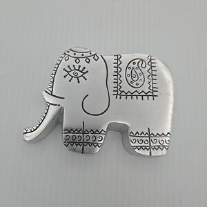 Pier 1‎ Imports Elephant Paper Weight